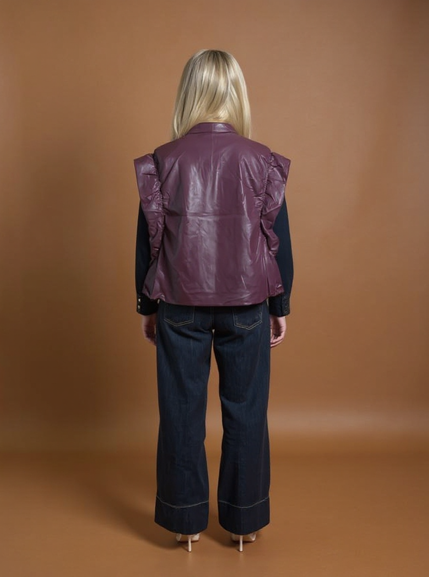 Analise Gilet in Burgundy