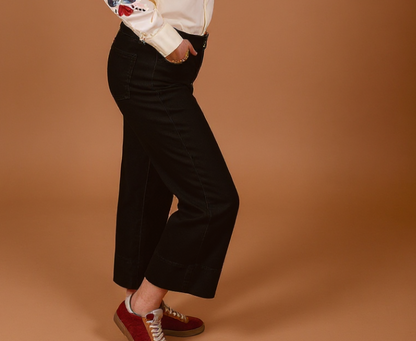 Larry Corduroy Trousers