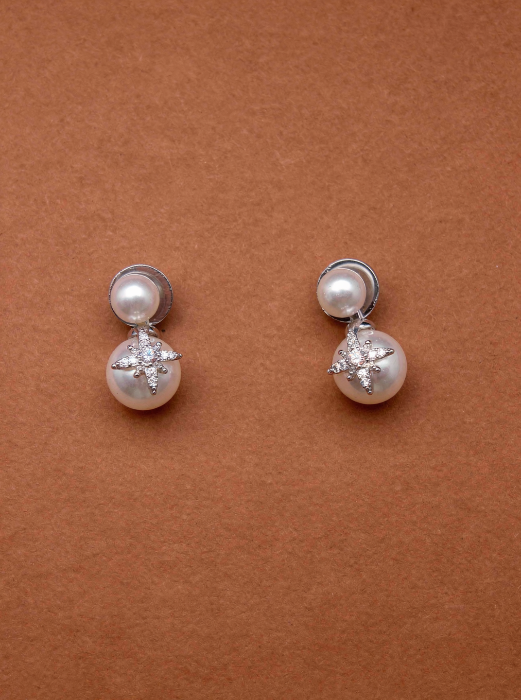 Saer statement pearl earrings