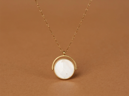 Banbha Spinning Pendant